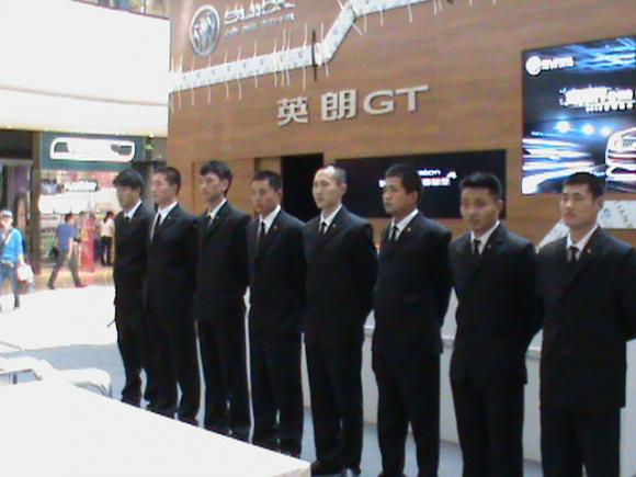 我公司對別克發(fā)布會(huì)進(jìn)行保鏢任務(wù)